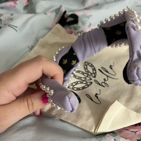 La Bella Light Purple Pearl Knotted Headband - Picture 10 of 11